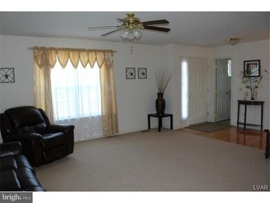 4522 3rd St, Whitehall, PA 18052 - photo 3