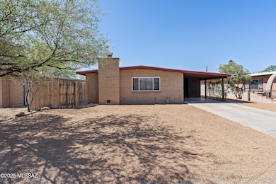 802 E Graybill Dr, Tucson, AZ 85719 - photo 2