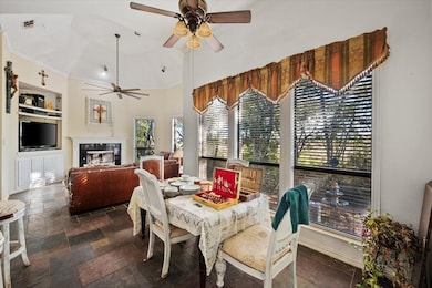 709 Timberview Ct N, Fort Worth, TX 76112 - photo 7