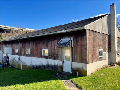 3328 Franklin St, Slatington, PA 18080 - photo 7