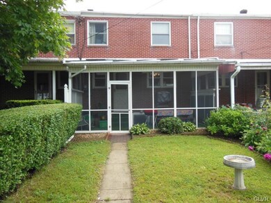 910 N 17th St, Allentown, PA 18104 - photo 2