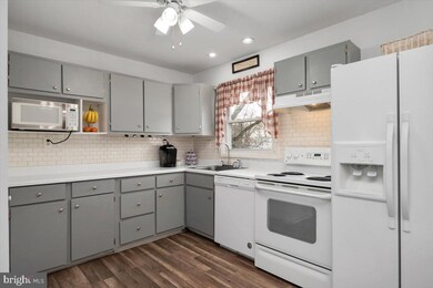 933 Fall Ridge Way, Gambrills, MD 21054 - photo 7