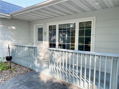 4284 E 5th St S, Newton, IA 50208 - photo 4