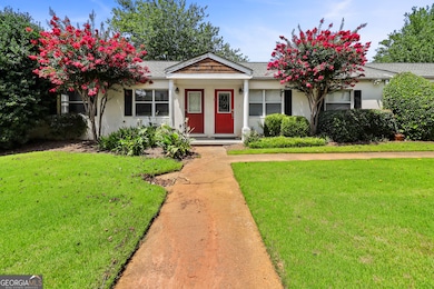 1531 Stone Gate Ln SE, Atlanta, GA 30317 - photo 2