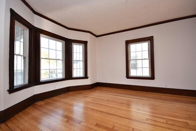 Living Room 5