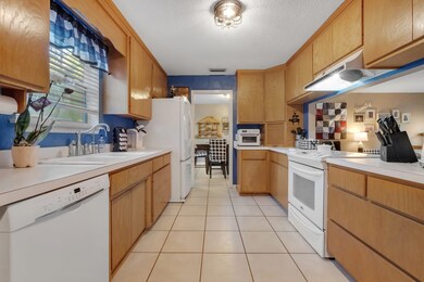 66 Edgewood Dr, Crawfordville, FL 32327 - photo 6