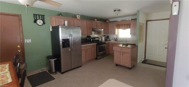 22590 Sandalwood Rd, Bedford, OH 44146 - photo 3