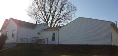 314 W Plum St, West Union, IA 52175 - photo 4