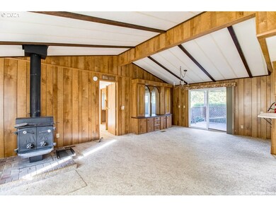 3087 Stapp Dr, Eugene, OR 97408 - photo 5