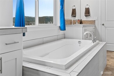 418 Buell St SW, Orting, WA 98360 - photo 5