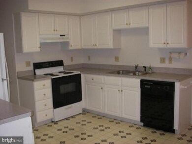 414 Deborah Ct, Chambersburg, PA 17201 - photo 3