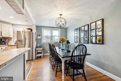 716 Oakwood Dr, Glenolden, PA 19036 - photo 6