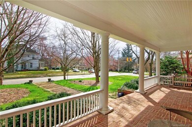 526 W End Ave, Statesville, NC 28677 - photo 5