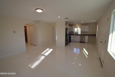 725 E 37th St, Tucson, AZ 85713 - photo 5