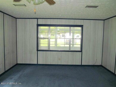 5605 Leslie Rd, Jacksonville, FL 32244 - photo 3