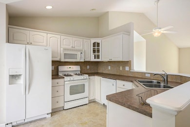 260 Round Hill Rd unit 8, Kalamazoo, MI 49009 - photo 7