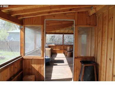 421 N McHaley St, Prairie City, OR 97869 - photo 6