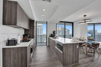 SLS Lux unit 4209, Miami, FL 33130 - photo 4