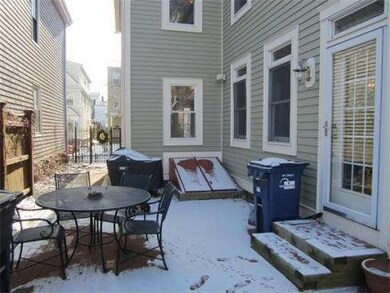 590 E 8th St, Boston, MA 02127 - photo 6