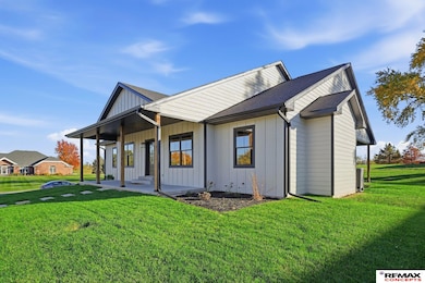 702 Spring St, Adams, NE 68301 - photo 6