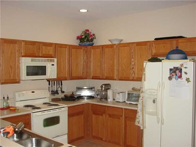 1407 Tiburon Ct, Riviera Beach, FL 33404 - photo 4