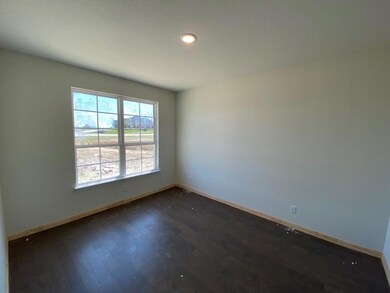 8661 Bricelyn Ct, Godley, TX 76044 - photo 6