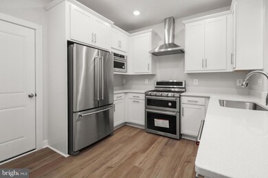 20845 Owenmore Terrace, Sterling, VA 20166 - photo 7