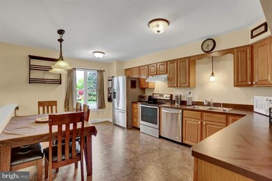 291 Worcester Ave, Harrisburg, PA 17111 - photo 6