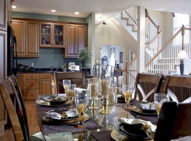 5428 Spring Ridge Dr W, Macungie, PA 18062 - photo 4