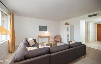 4202 W Mountain View Rd, Phoenix, AZ 85051 - photo 7