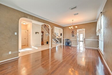 designer paint and crown molding