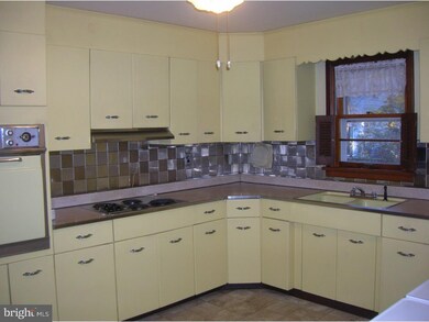 131 Mohawk Trail, Medford, NJ 08055 - photo 6