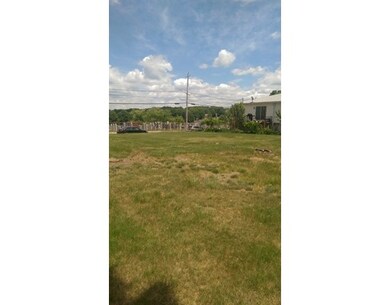 305 Newhall St, Fall River, MA 02721 - photo 4