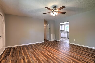 1508 Bell Ridge Rd, Johnson City, TN 37601 - photo 4