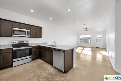 506 Lost Trail, Copperas Cove, TX 76522 - photo 2