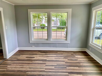 215 Erie St, Cleburne, TX 76031 - photo 5