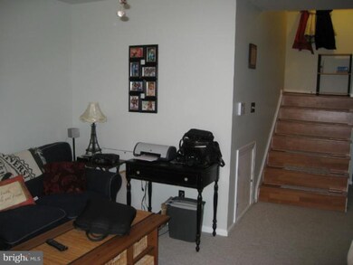12927 Grays Pointe Rd unit 12927A, Fairfax, VA 22033 - photo 5