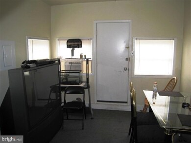 653 W Princess St, York, PA 17401 - photo 5