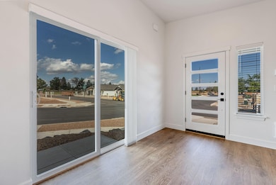 4035 SW Obsidian Place unit 147, Redmond, OR 97756 - photo 7