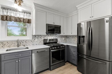 230 Circle Rd unit 2, Manchester, NH 03103 - photo 5