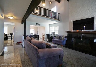 233 Mallory Ave, Staten Island, NY 10305 - photo 6