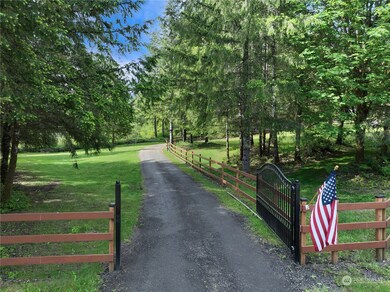 11233 Waddell Creek Rd SW, Olympia, WA 98512 - photo 3