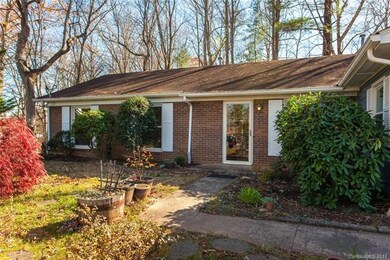 16 Vail Ct, Asheville, NC 28806 - photo 2