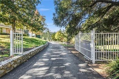 2880 N Theodora Dr, Covina, CA 91724 - photo 3