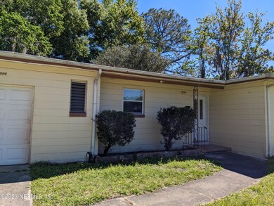 1911 Valens Dr E, Jacksonville, FL 32216 - photo 2