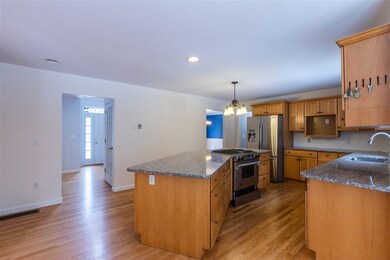 30 Lynne Dr, Hollis, NH 03049 - photo 3