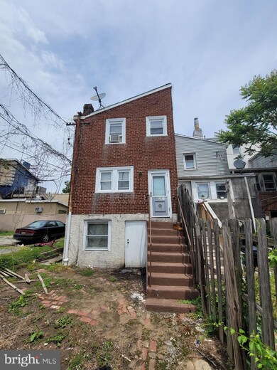 310 E Airy St, Norristown, PA 19401 - photo 3