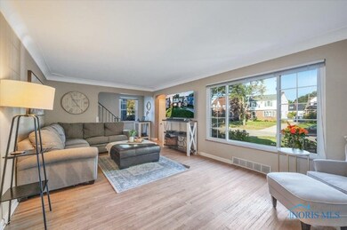 3927 Grantley Rd, Toledo, OH 43613 - photo 6