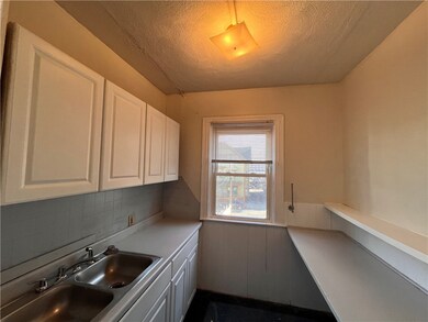 278 Point St unit 2, Providence, RI 02903 - photo 2