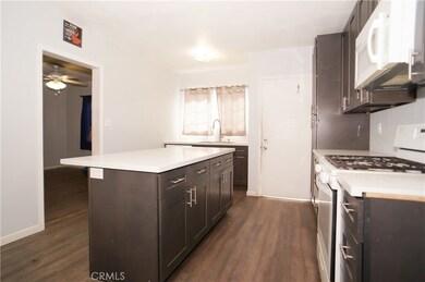 633 W Cressey St, Compton, CA 90222 - photo 3